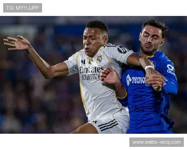 姆巴佩面对尤文图斯多次错失良机 近距离射门被门将神勇扑出