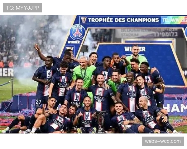 巴黎圣日耳曼公布对阵摩纳哥大名单，姆巴佩领衔，两名后卫伤愈归队